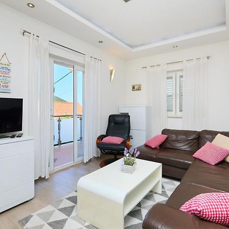 Apartment Laurus ดูบรอฟนิก ภายนอก รูปภาพ