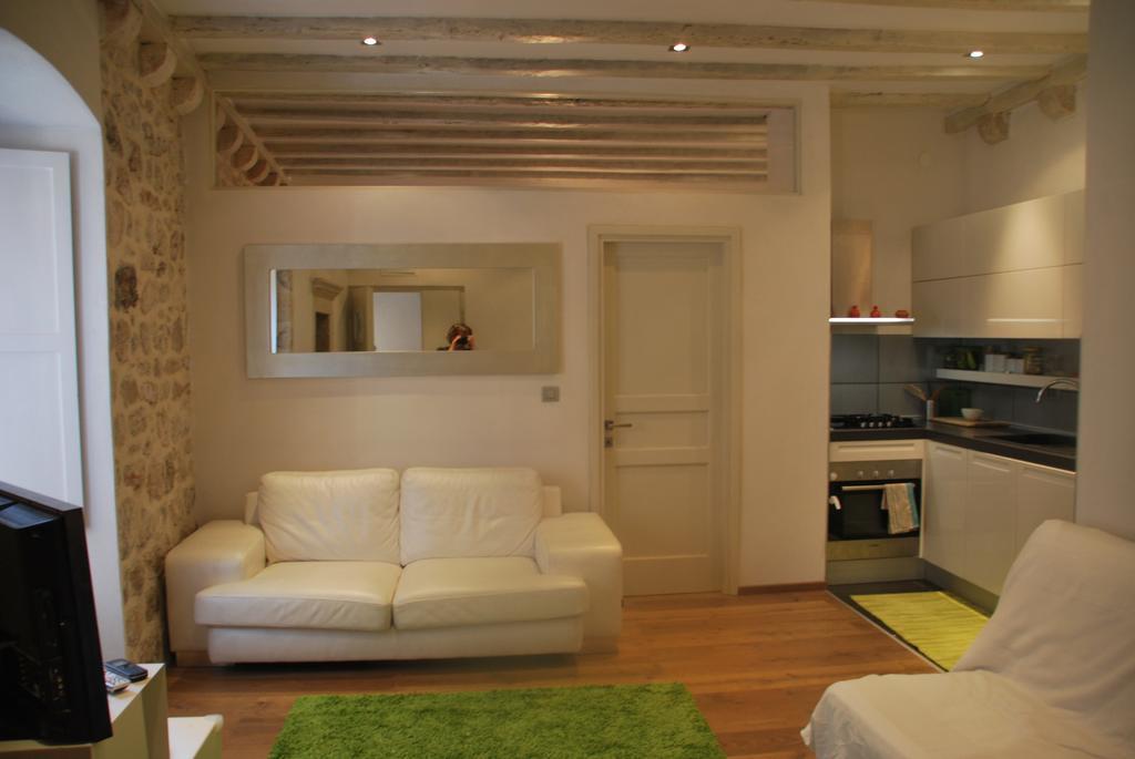 Apartment Laurus ดูบรอฟนิก ภายนอก รูปภาพ