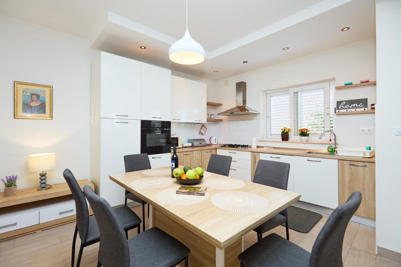 Apartment Laurus ดูบรอฟนิก ภายนอก รูปภาพ