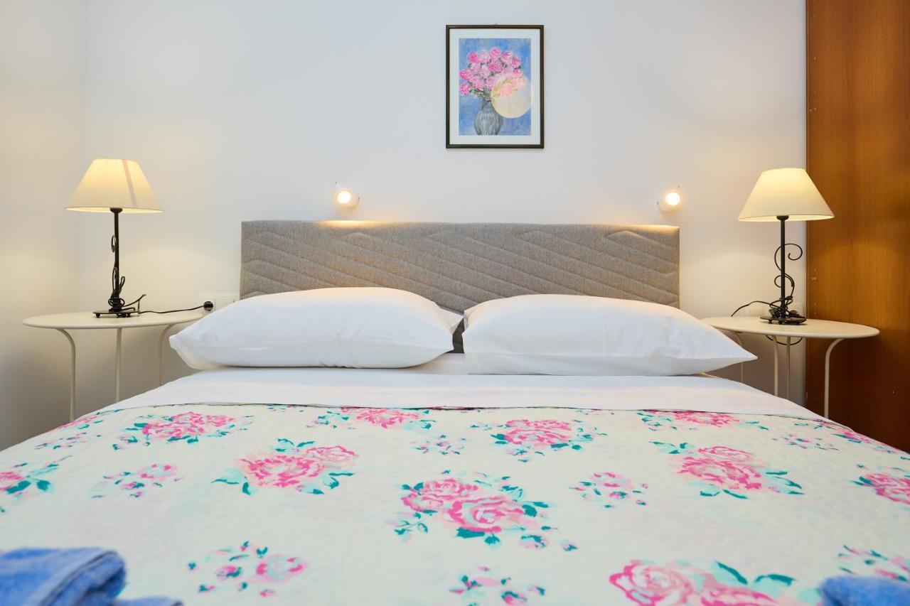 Apartment Laurus ดูบรอฟนิก ภายนอก รูปภาพ