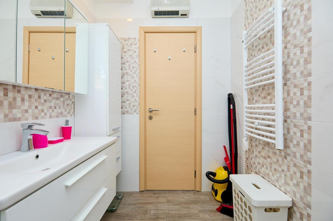 Apartment Laurus ดูบรอฟนิก ภายนอก รูปภาพ