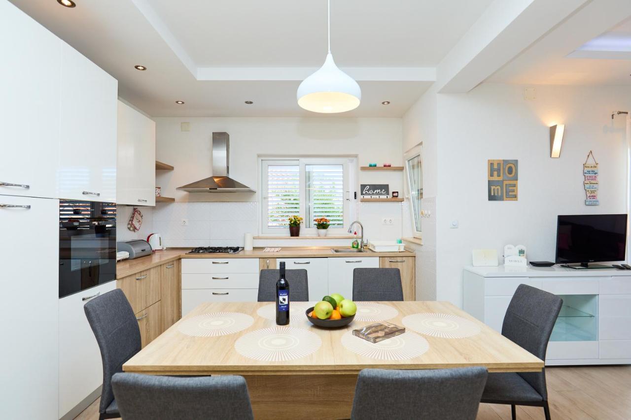 Apartment Laurus ดูบรอฟนิก ภายนอก รูปภาพ